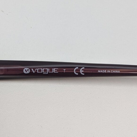 🕶️Vogue VO3961-B 717-S Eyeglasses 52/17 135 /KAL642🕶️ - Picture 4 of 9